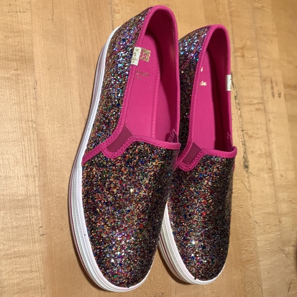 Beautiful glittery Kate Spade slip ons that’s great for the holidays ! - Picture 2 of 4